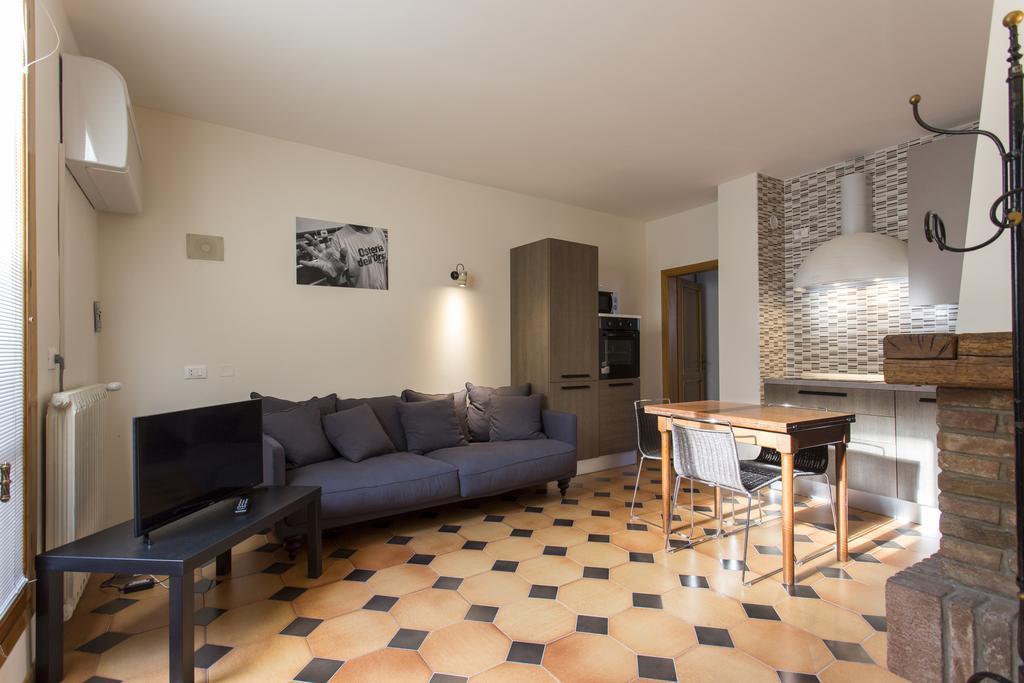 Residenza Ariosto Depandance By Studio Vita Bologna Room photo